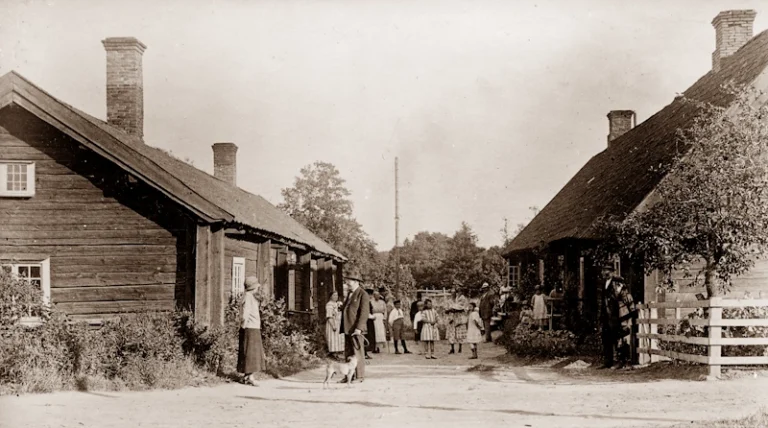 Fröjered Annefors bruk Stugor tv uppförda 1798 th 1804