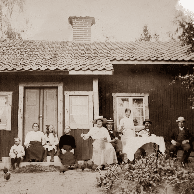 Torparfamilj vid torpet Lövhagen